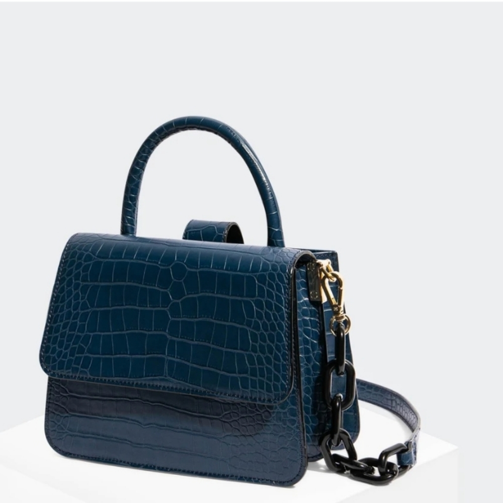 NWOT House of Want NEWBIE SMALL SATCHEL